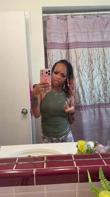 @Naee B 💲