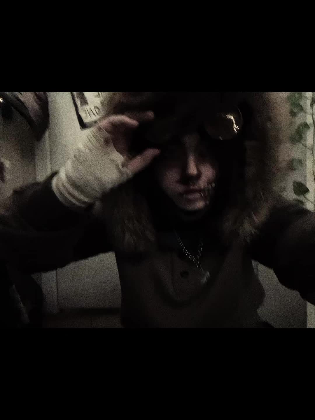 @T O B Y