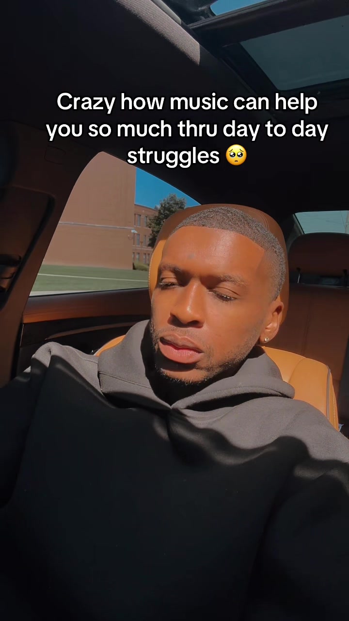 @Skinnydudedoe