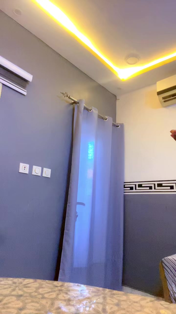 @damelari