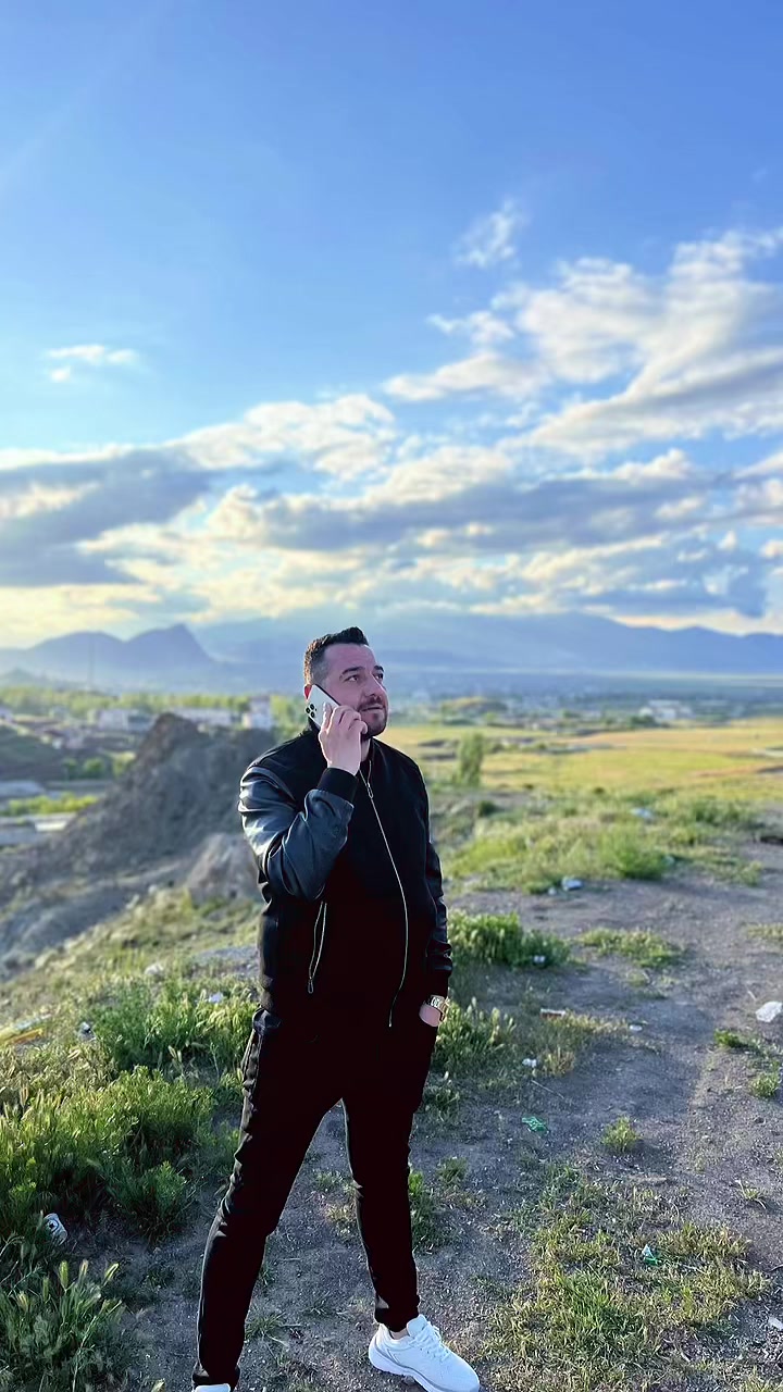 @Özgür SoLmaz