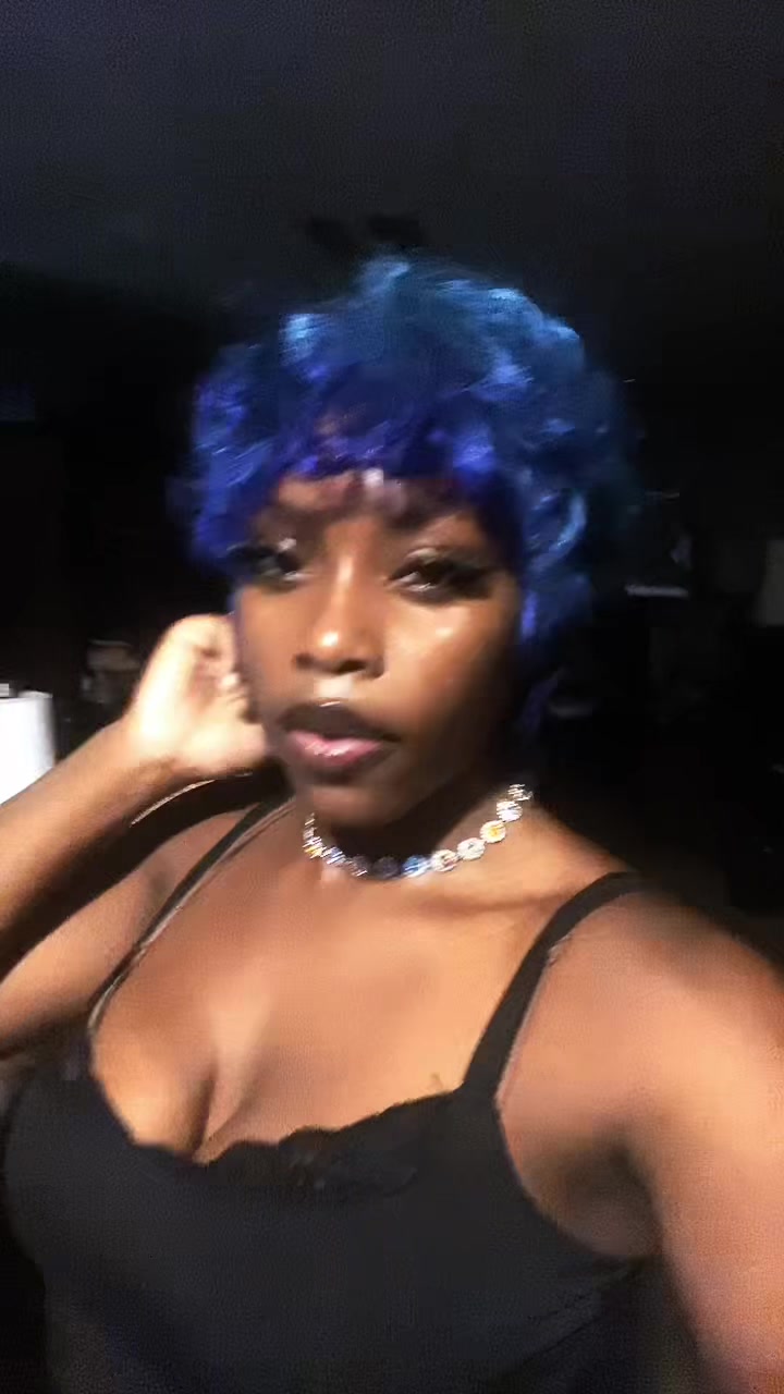 @🔒