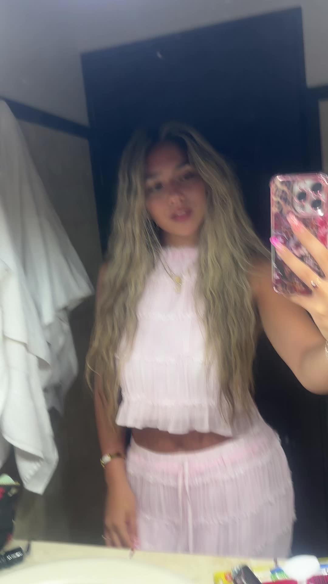 @𝐜𝐚𝐬𝐞𝐲 𝐥𝐨𝐧𝐭𝐨𝐜
