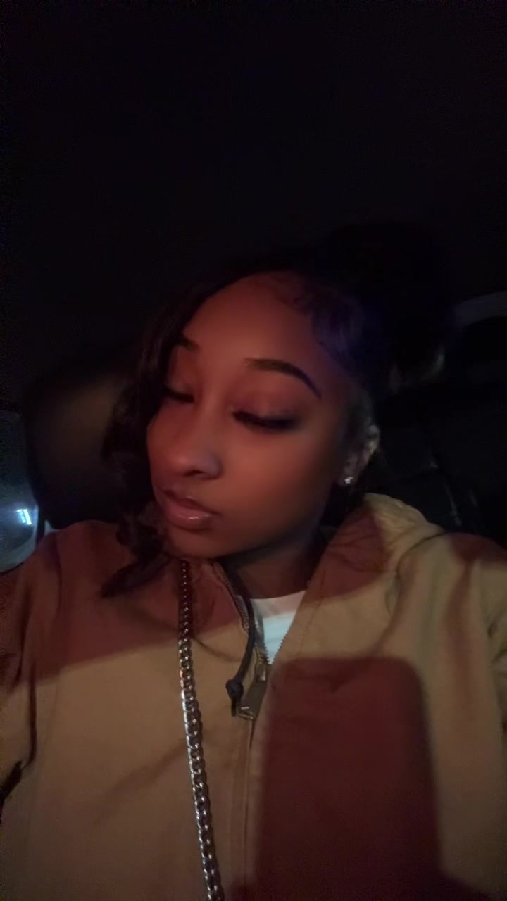 @nellybbb_