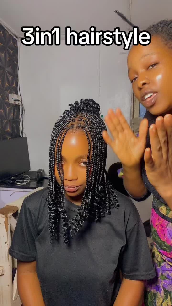 @Hairstylist in Ago iwoye( OOU)