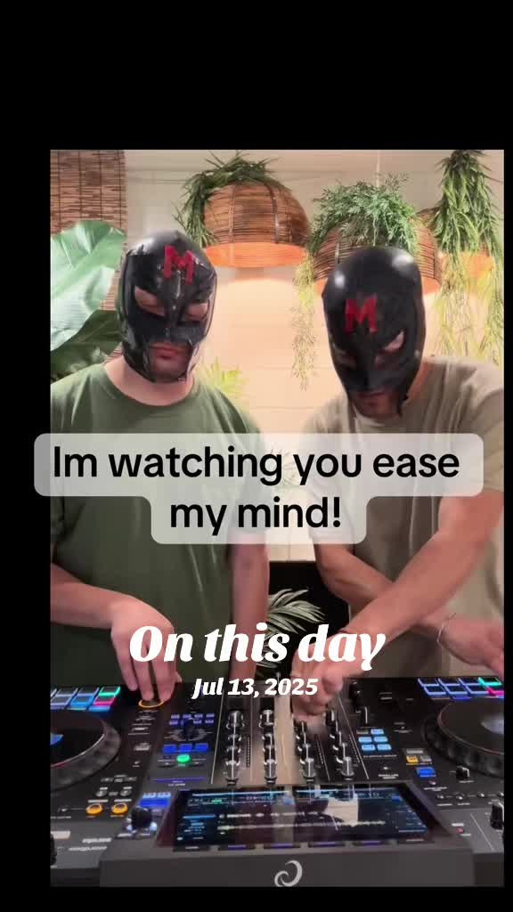 @2M