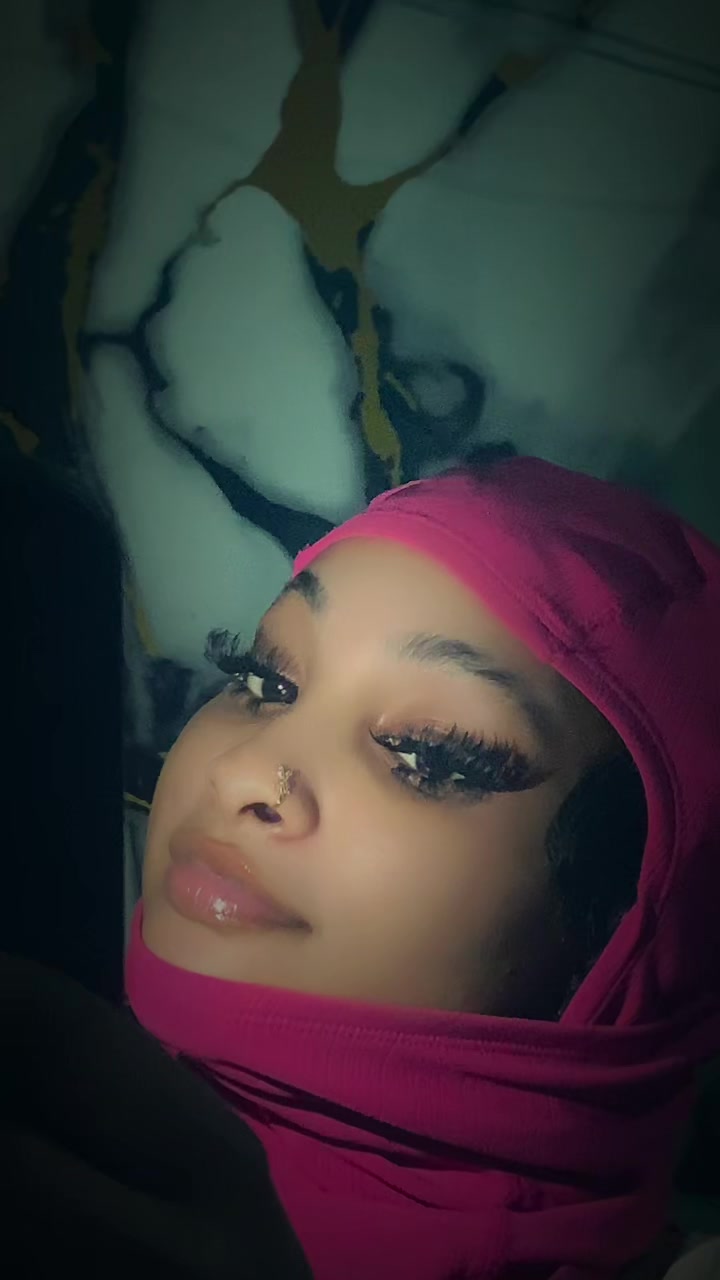 @Pretty_R🕷️