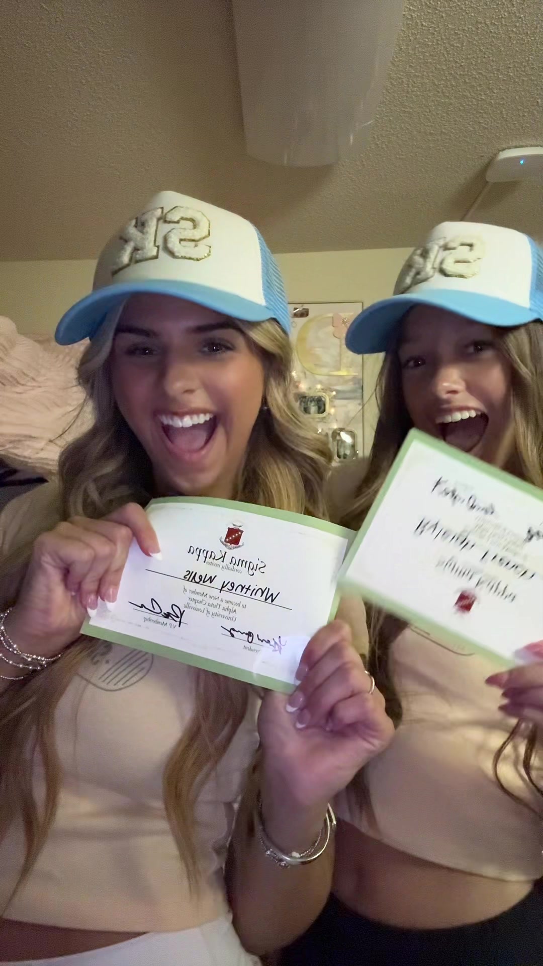 @whitneykwells