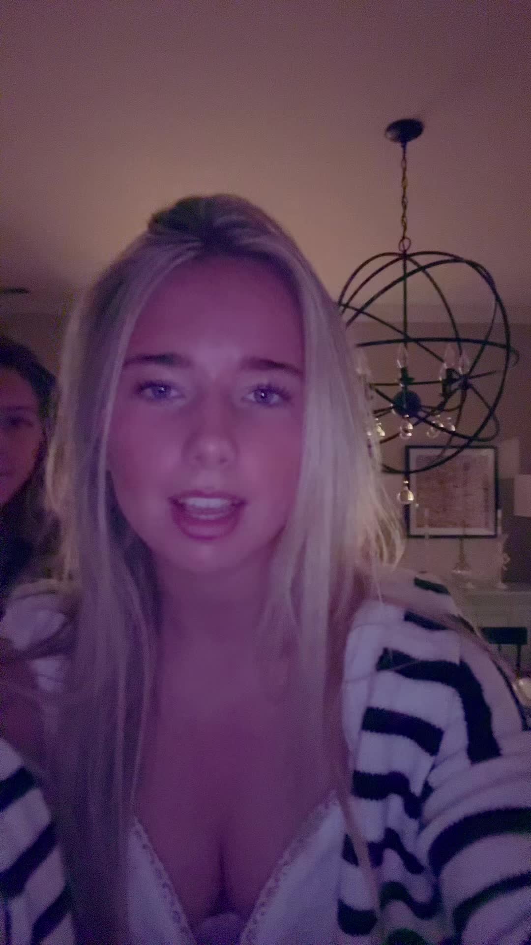 @poppy_hill_