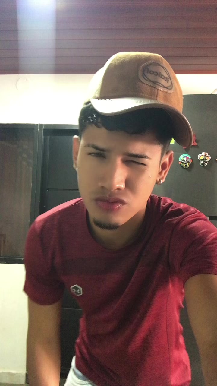 @Julio Acuña
