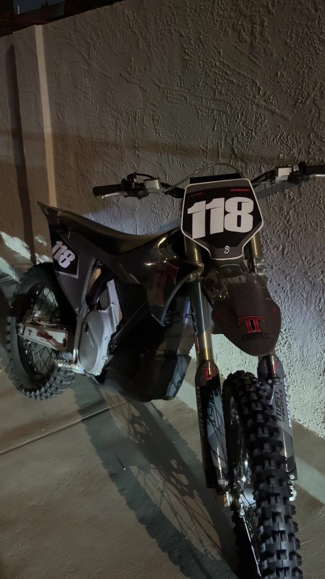@andrewtwistthrottle