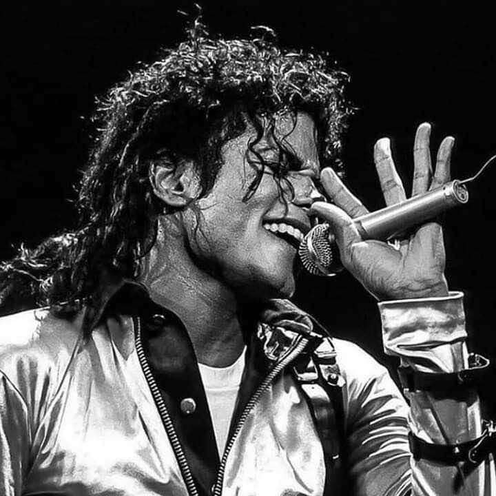 @thepinkmoonwalker