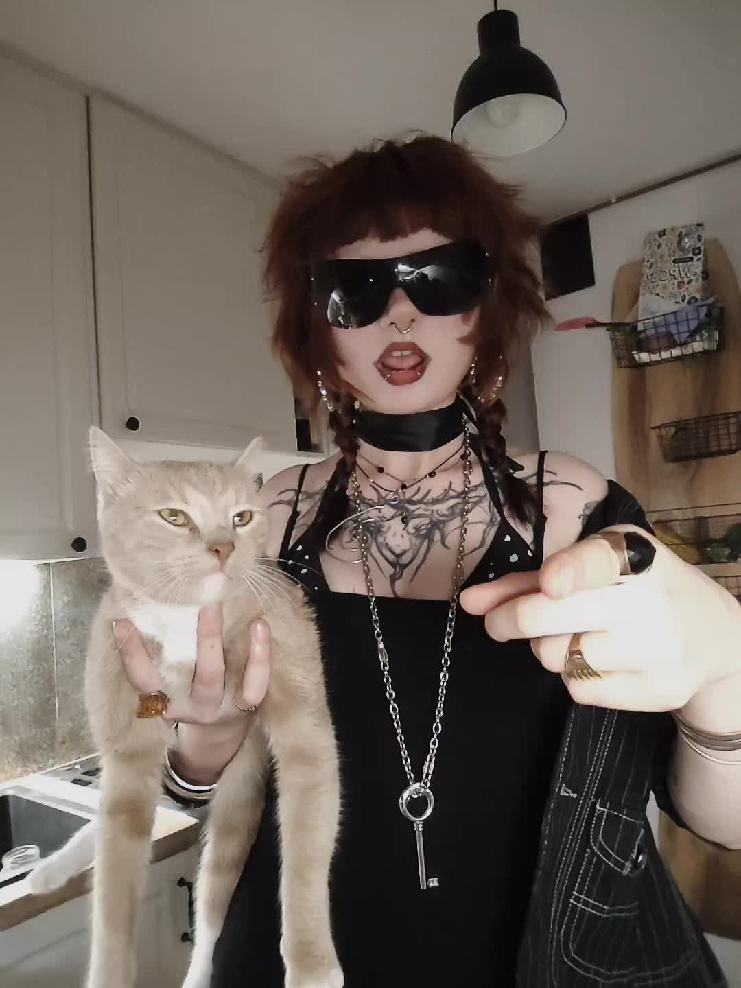@𝖛𝖎𝖈𝖙𝖔𝖗𝖎𝖆