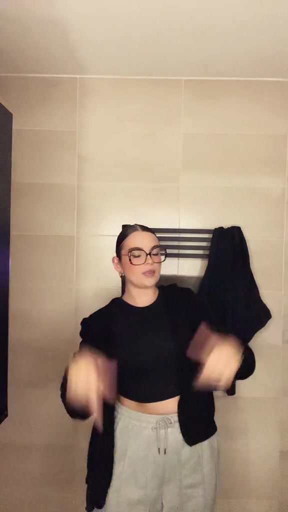 @Emma🧚♀️