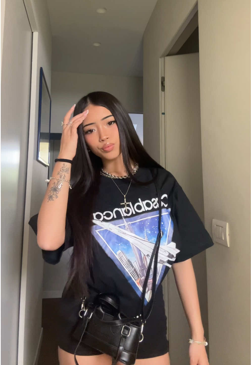 @𝘓𝘢𝘳𝘢 💕