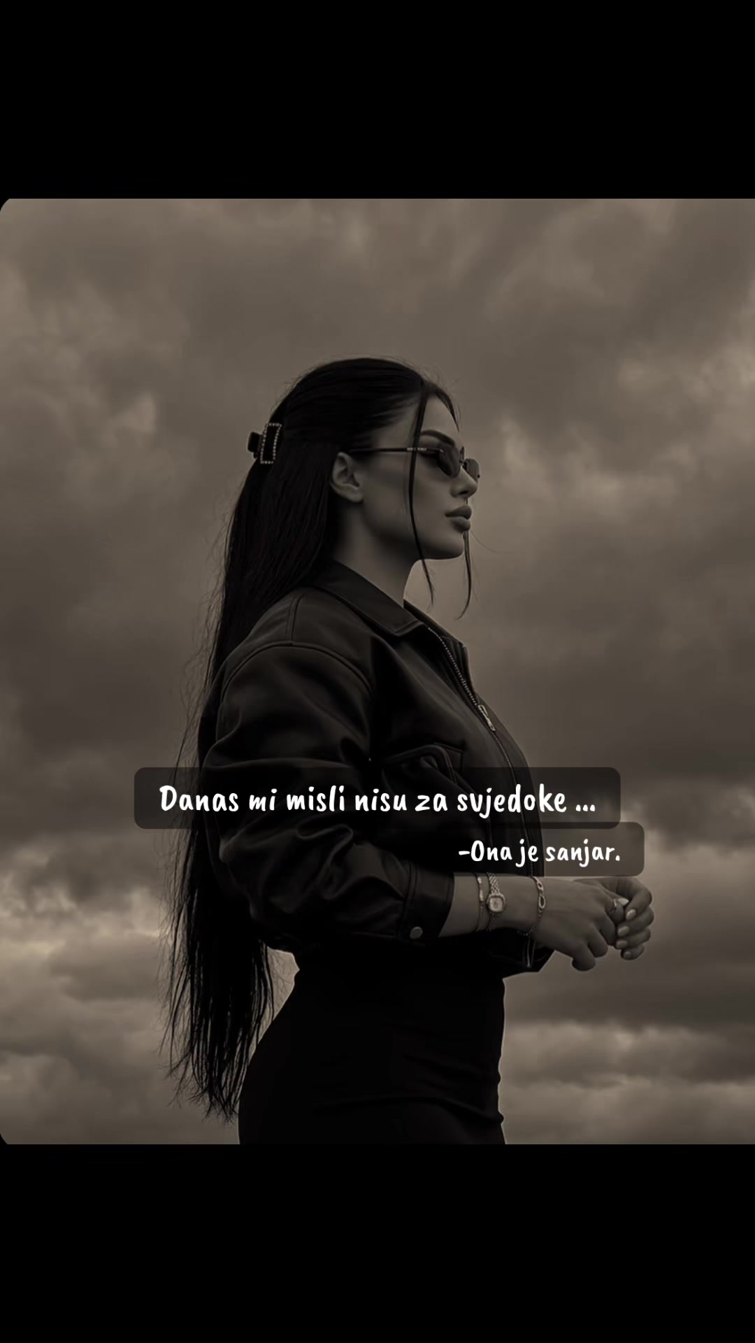 @-Ona je sanjar.☆