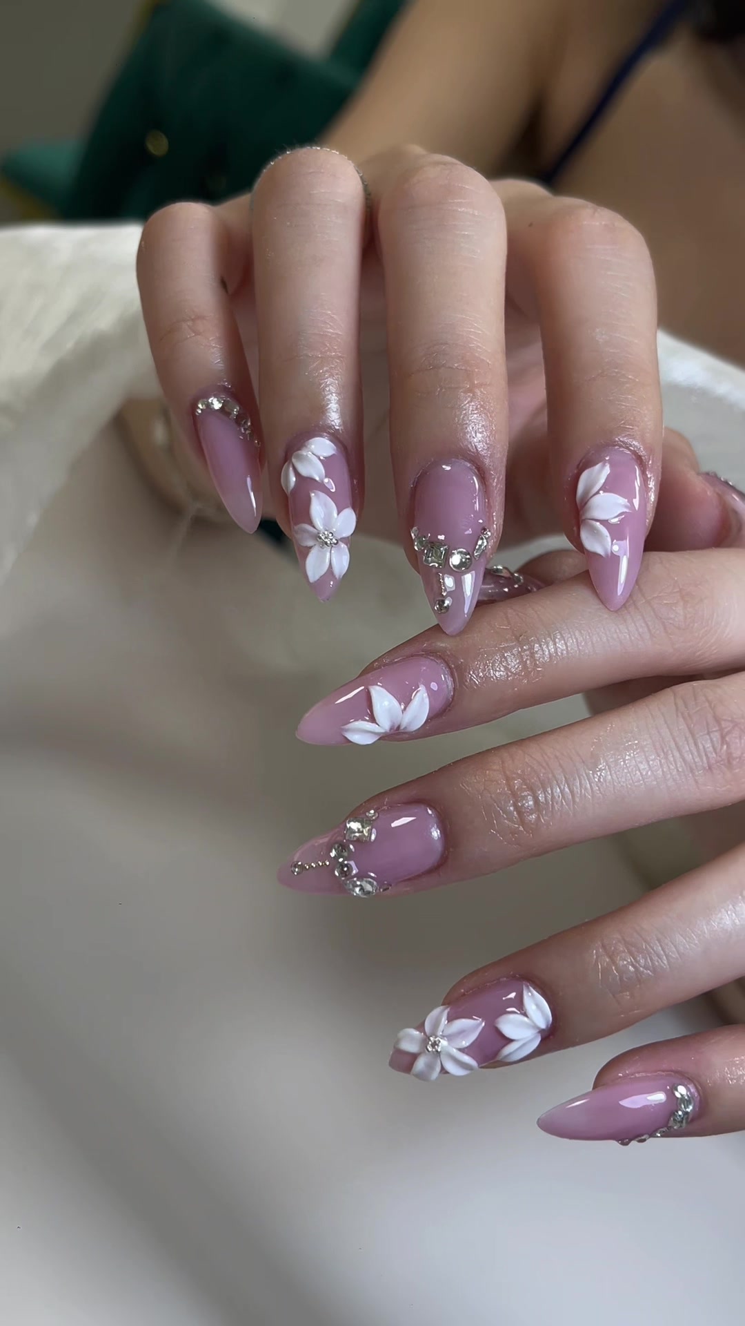 @Kim JJ / GelX - Nail Tech 🎀