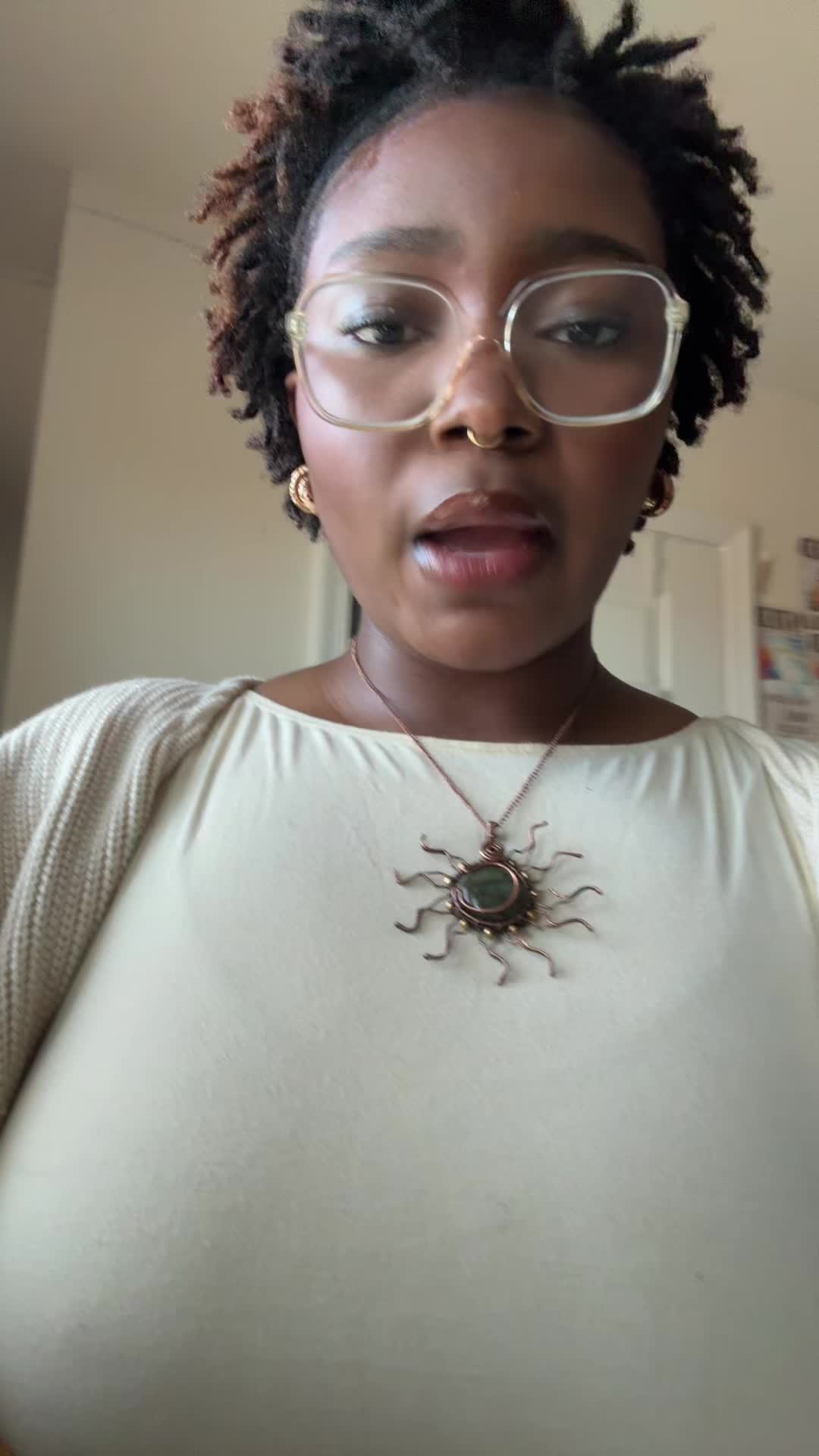 @xo.c8milla