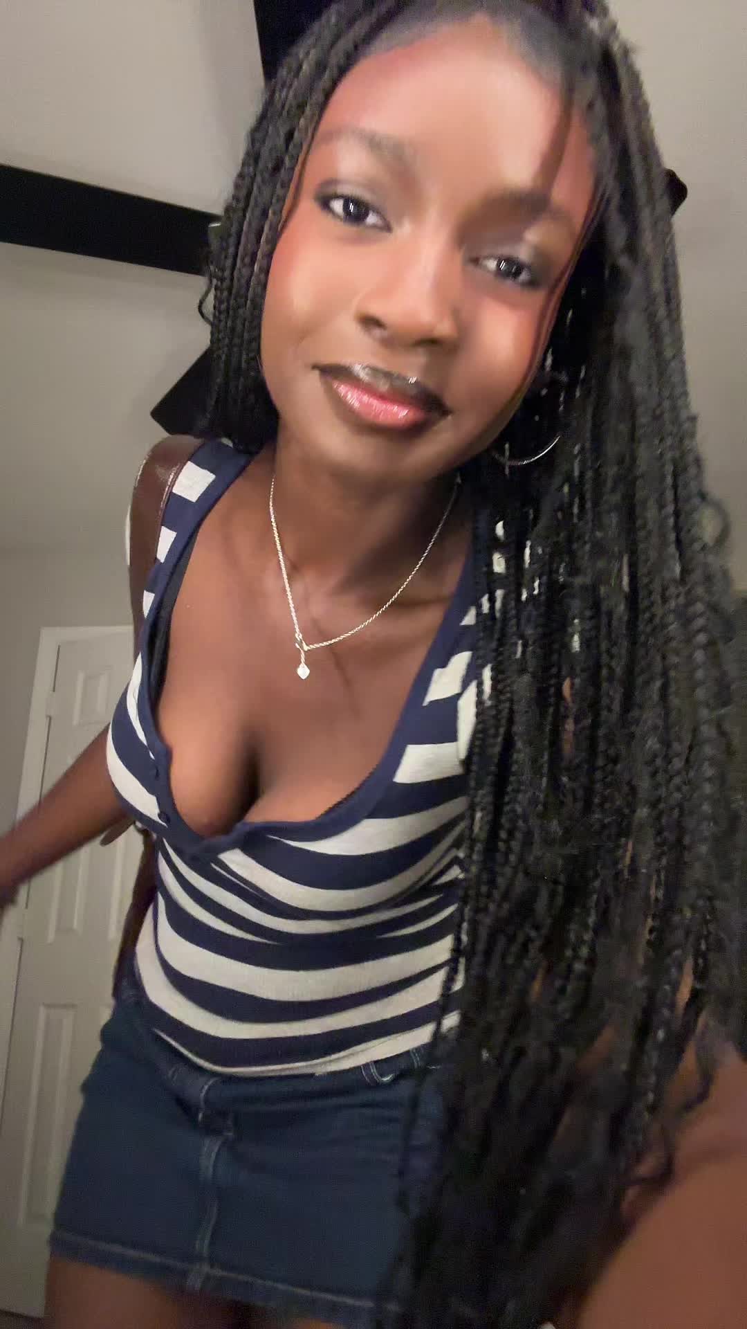 @Naomii🌸