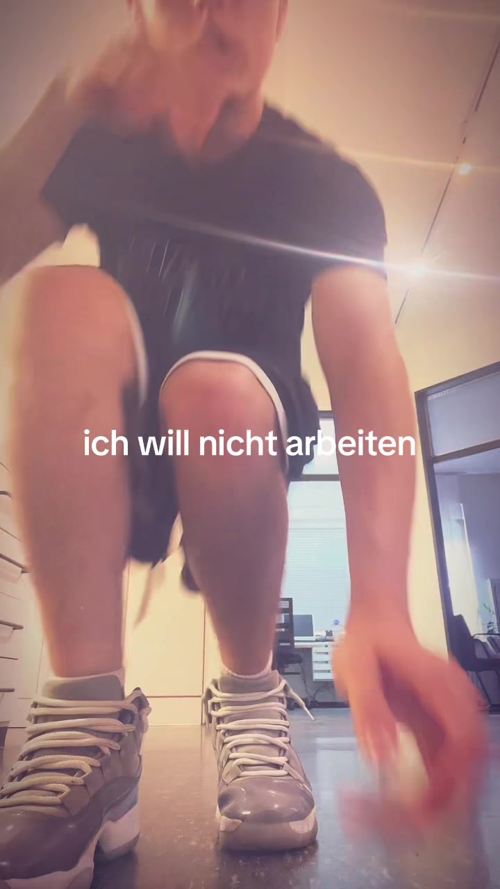 @aqstrakt