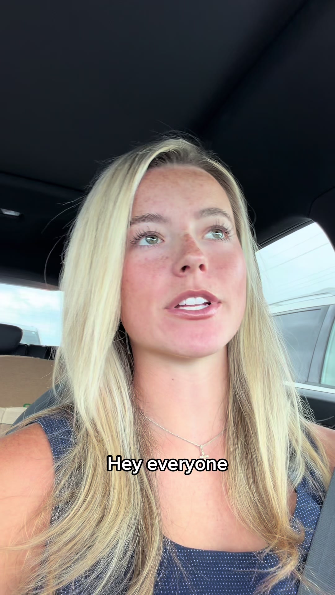 @chloebaines2