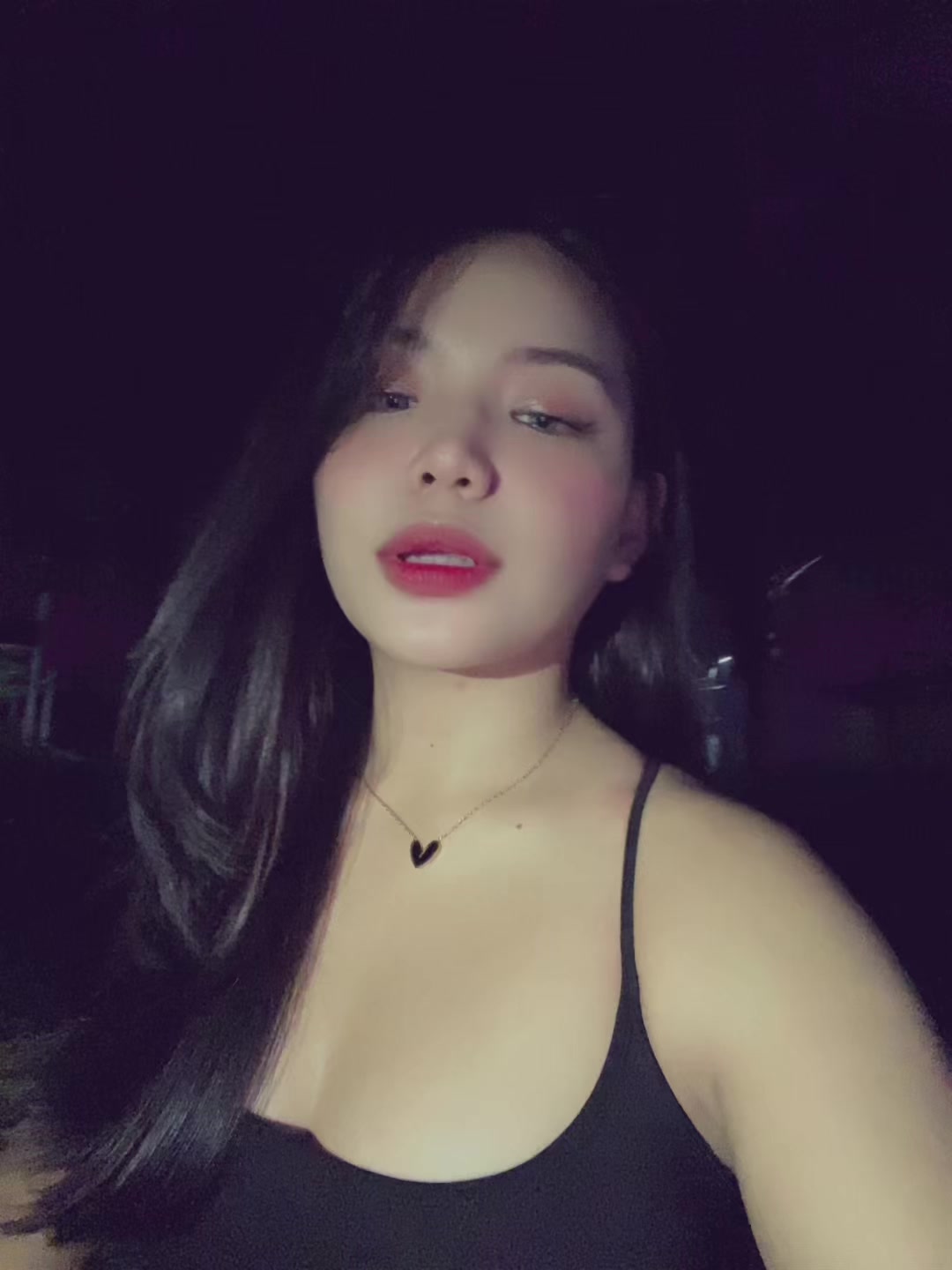 @T