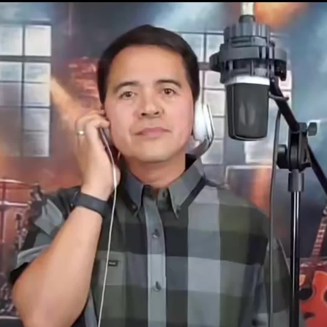 @Vhen Bautista aka Chino Romero