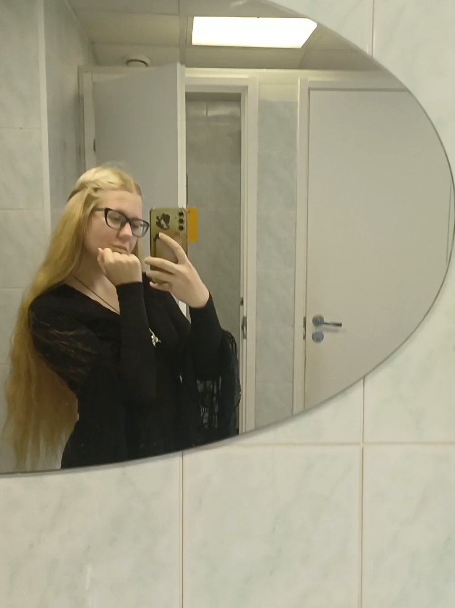 @gråtepil🇷🇺💚🖤ᛉ