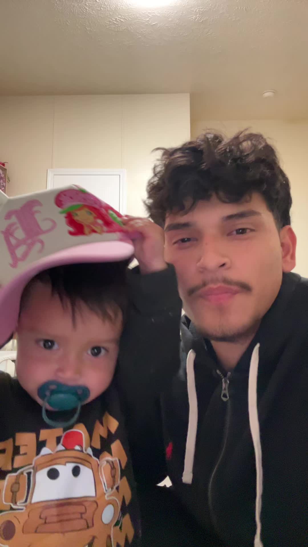 @POLLITO 🐣