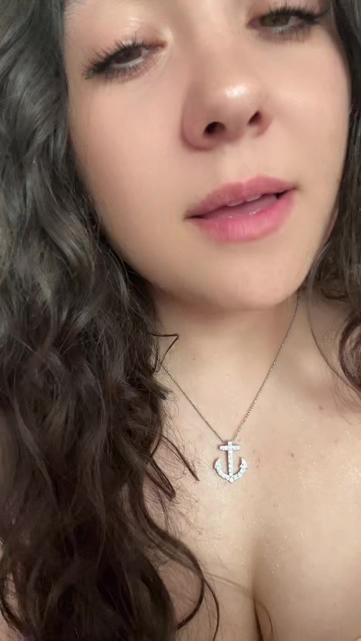 @Kirsten😅🤤