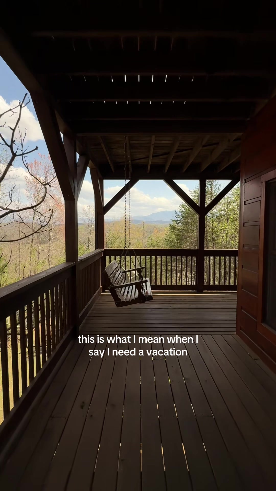 @SmokyMountainDreamVacation.com