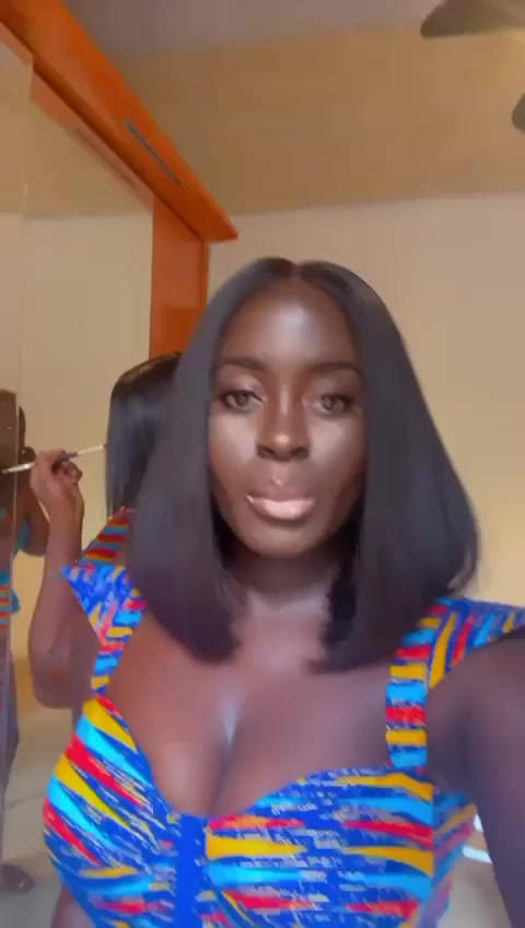 @Nana Ekua Papabi