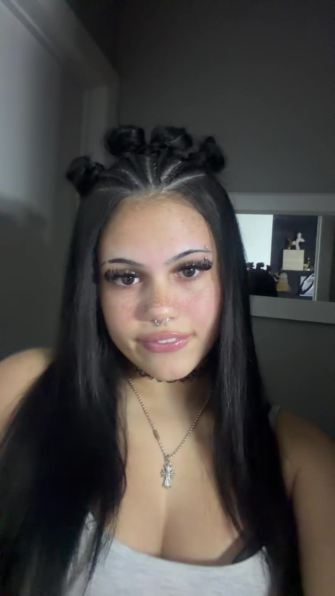 @𝓪𝓿 ✧･ﾟ: *✧･ﾟ:*