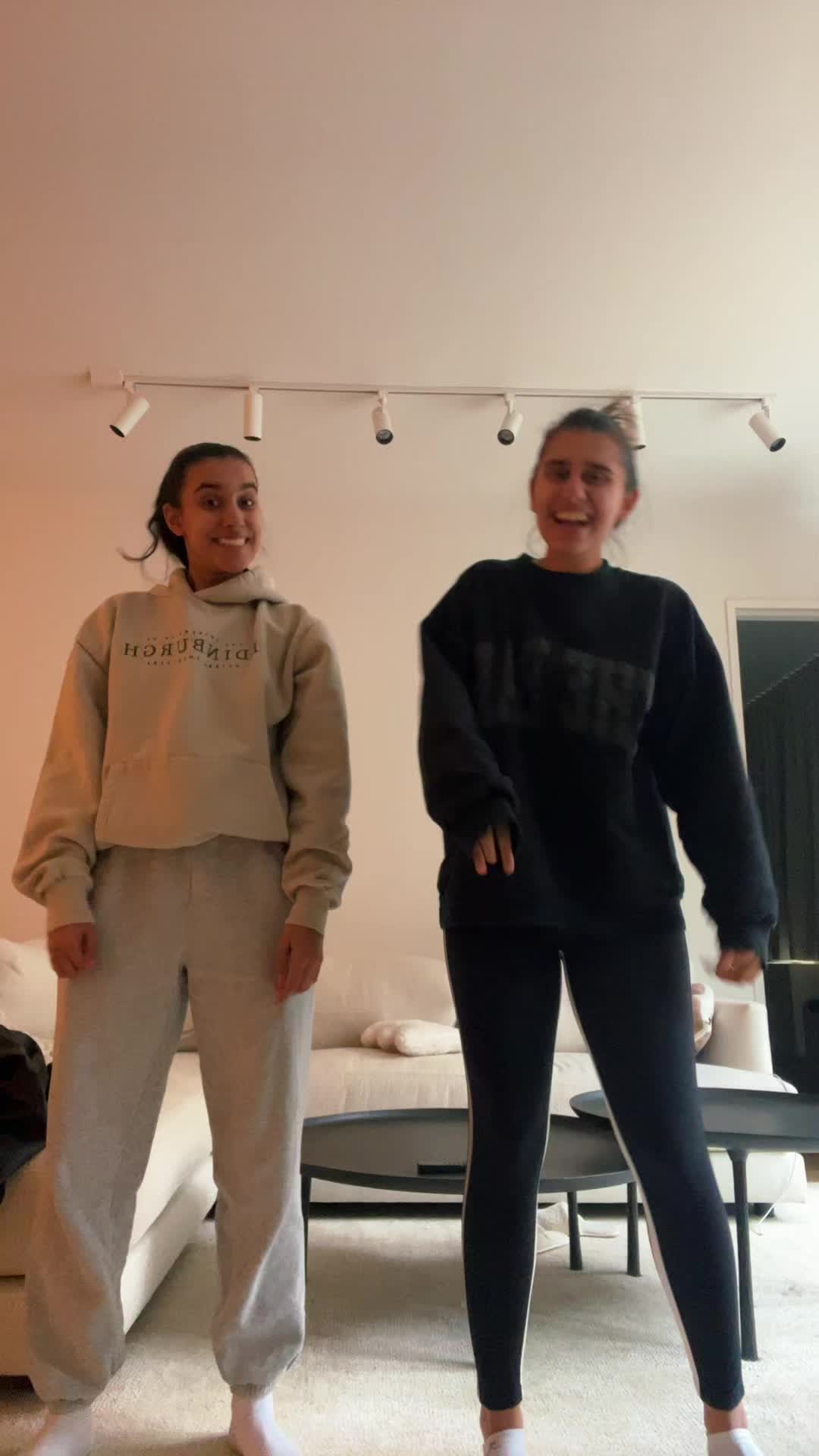 @alinagill28