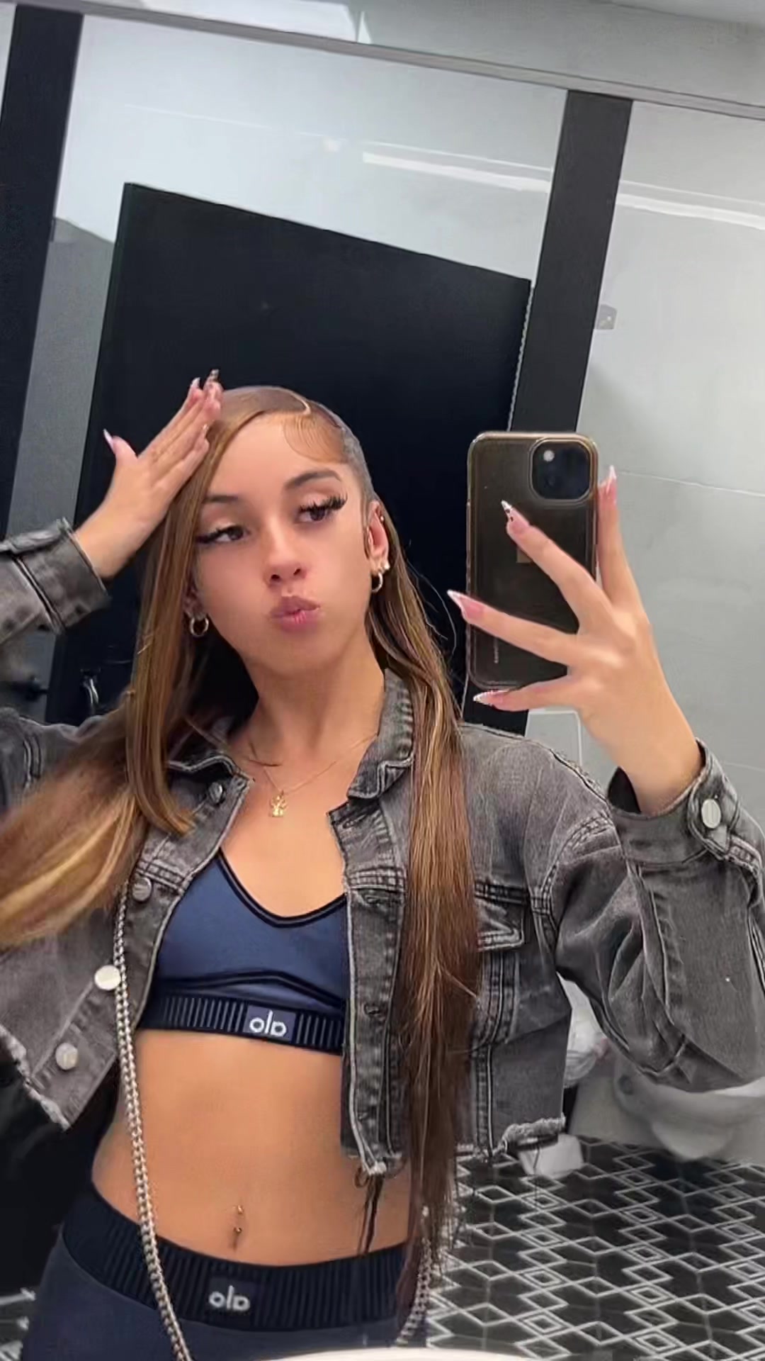 @jamiee