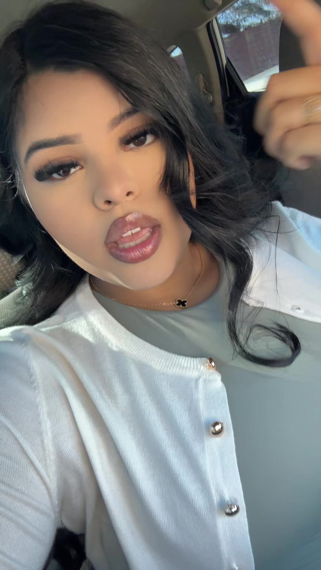 @dolllyy01