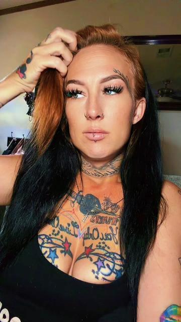 @ғͫʊͦcͭкͪɳͣ Tattedmommy420