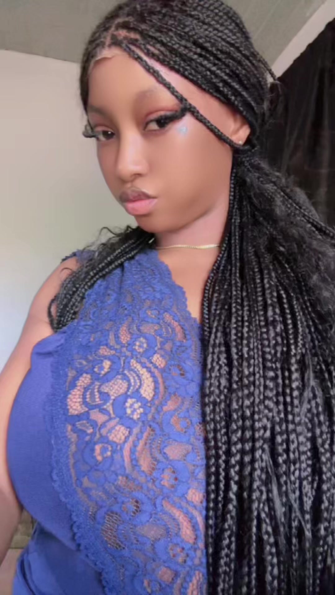 @C🥺H💕I 🖤🎀