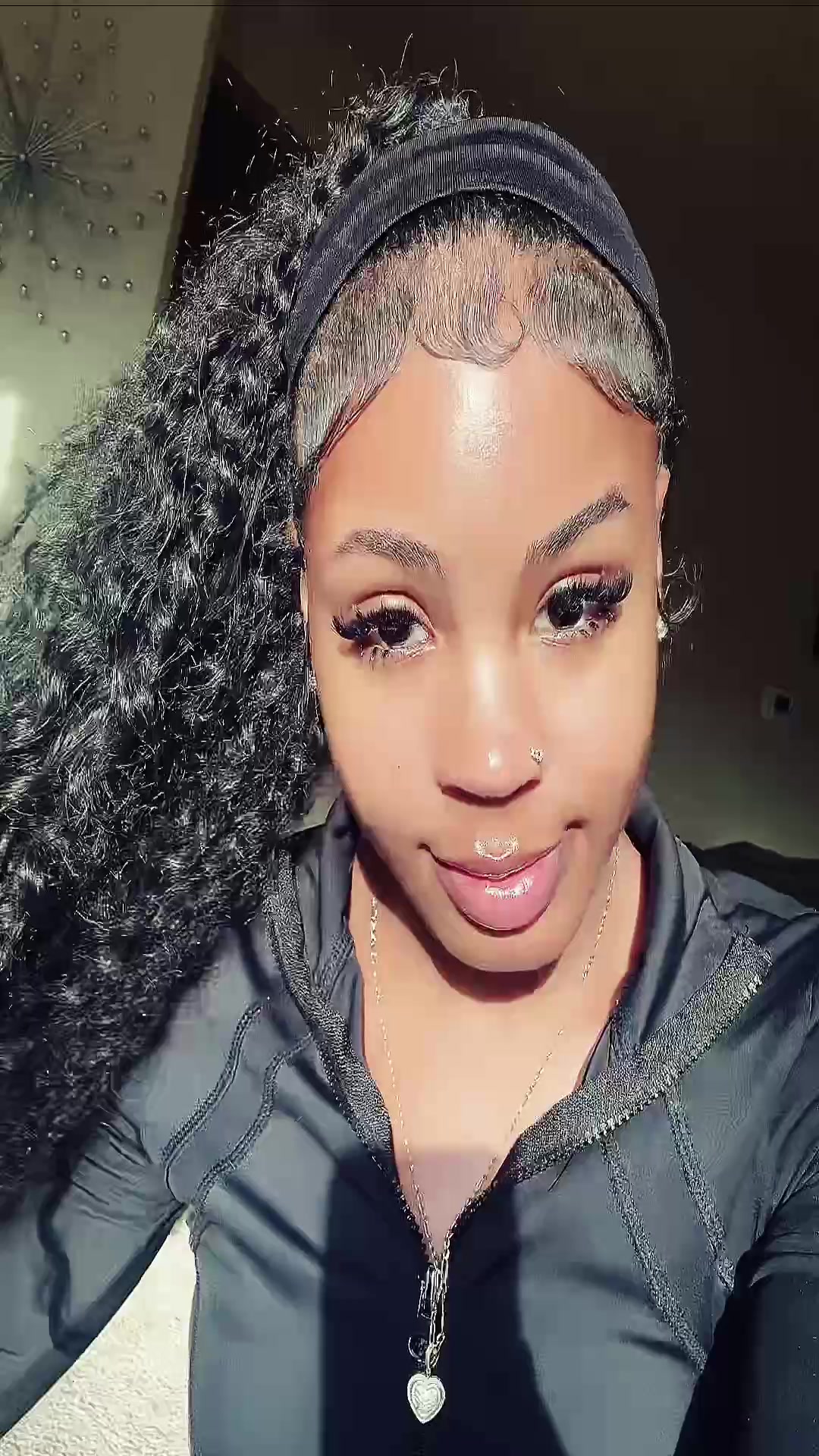@Lia