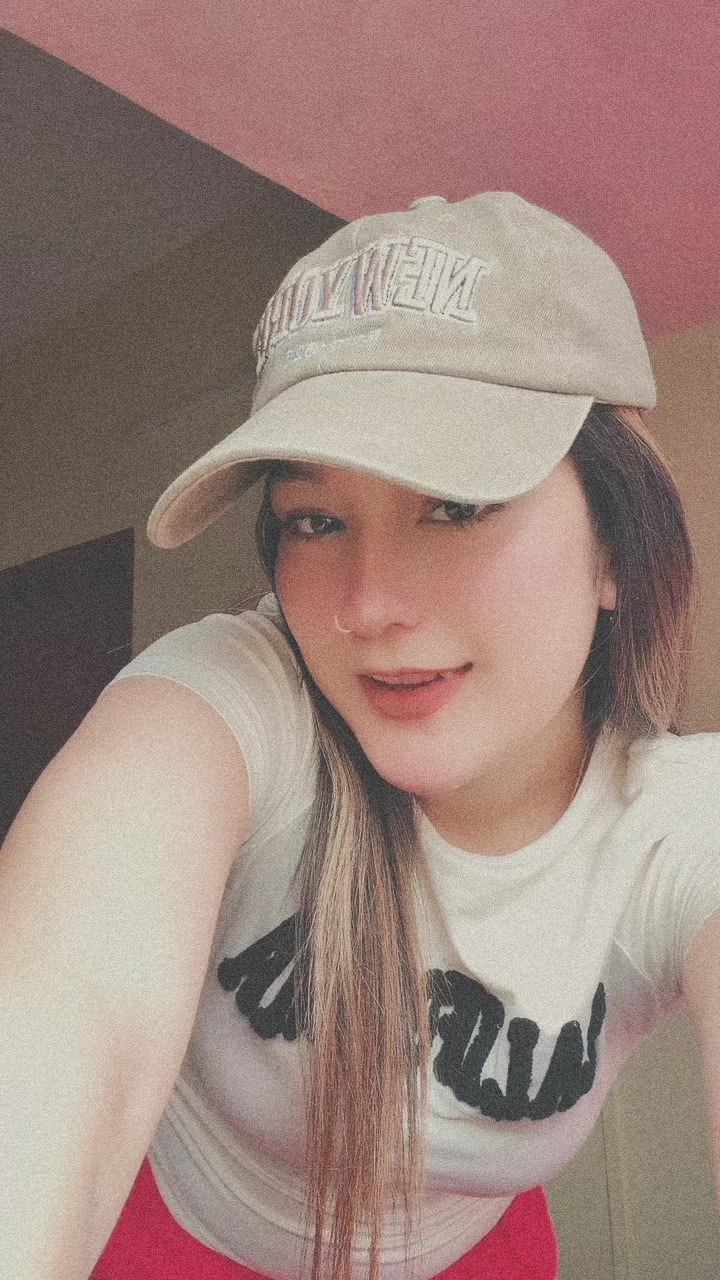 @MANU🧿