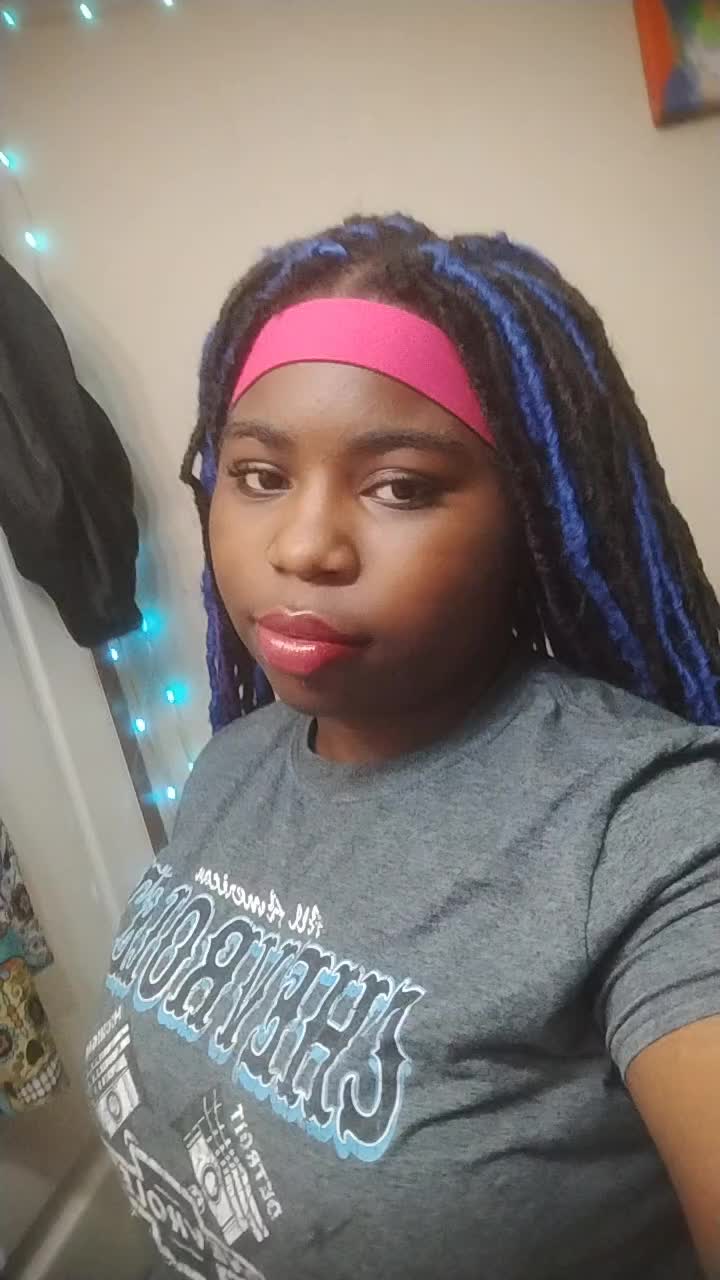 @🦋The baddest to ever do it🛍️
