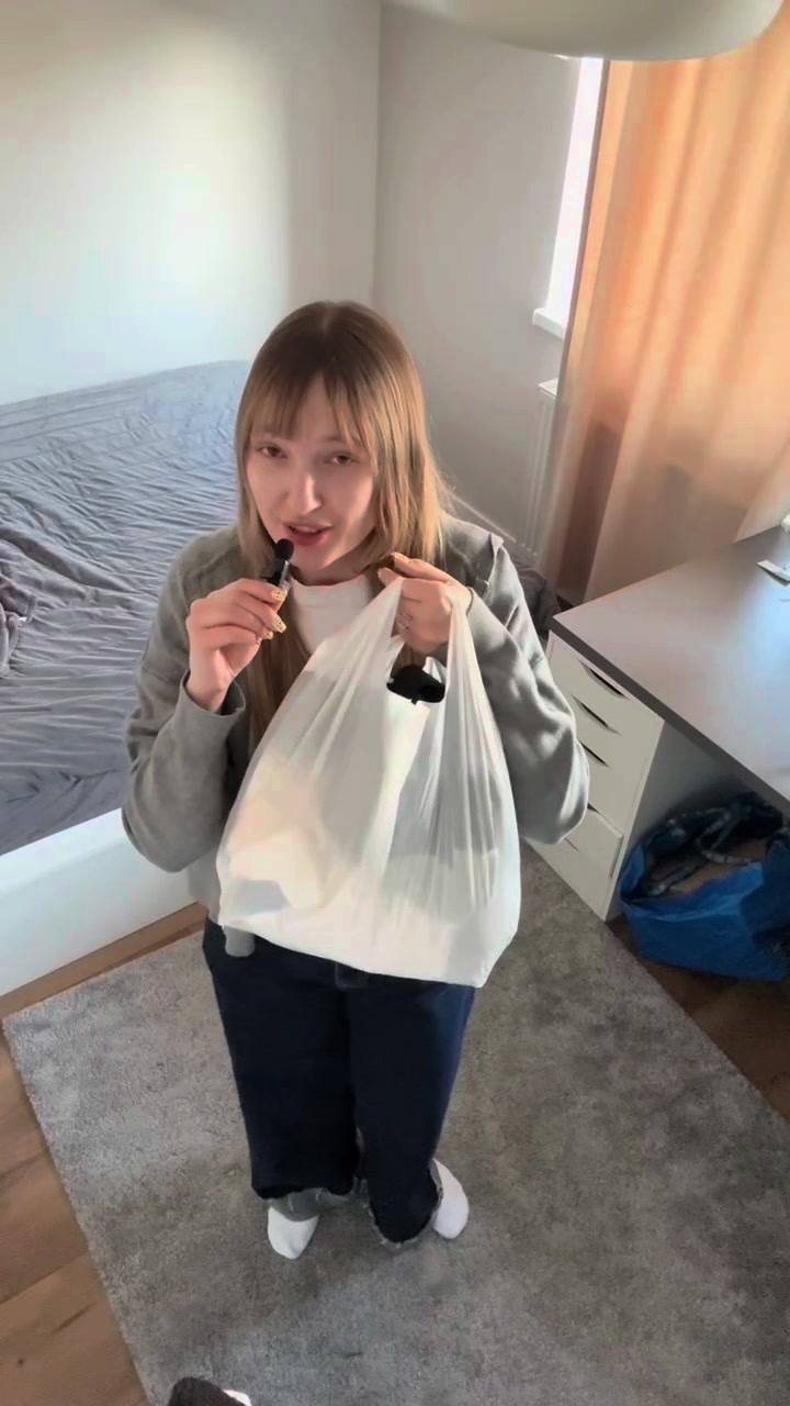 @Julia Jana