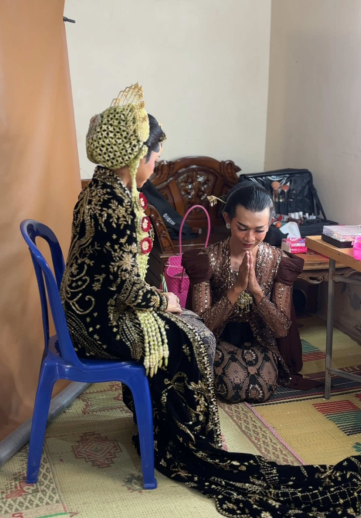 @Mbak Sari || Cucuk Lampah