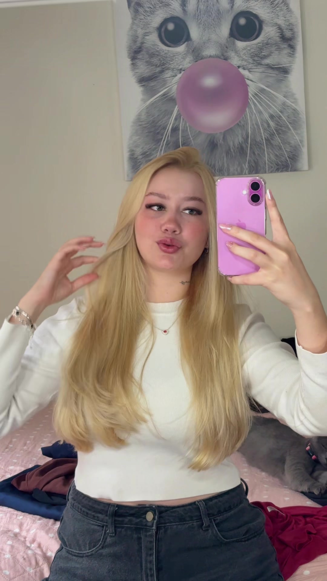 @gabriellypelizario