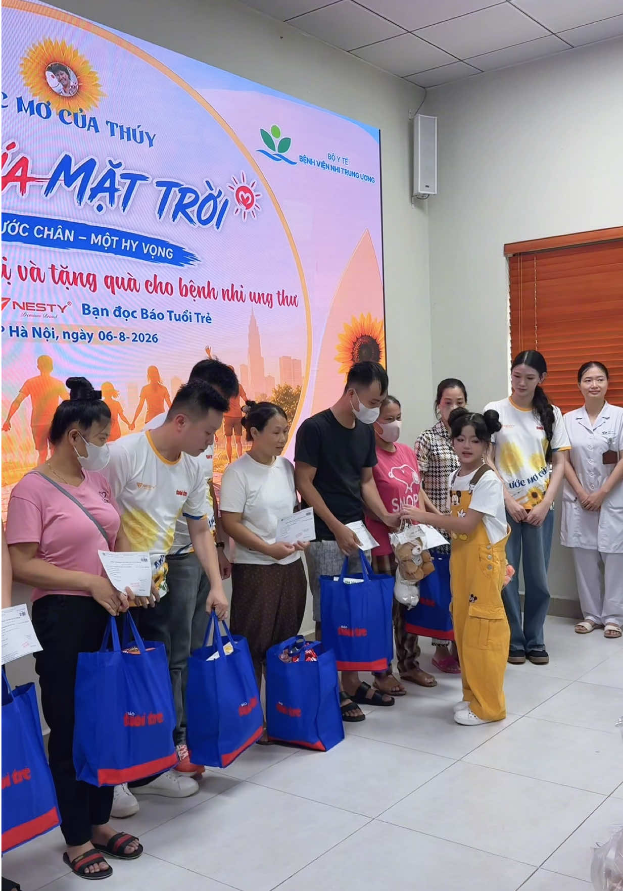 @PHAN HOÀNG MỸ