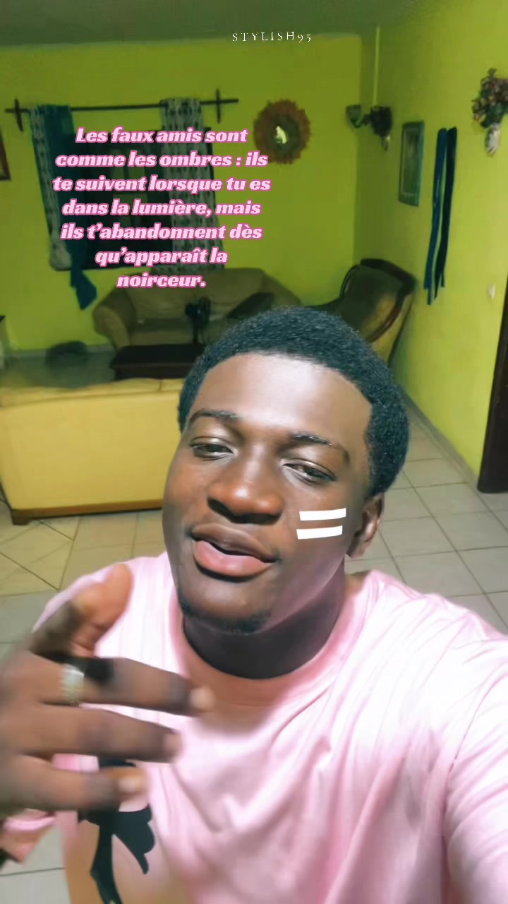 @R&auml;nd&yuml;_l&euml;ch&ouml;c&oslash;l&auml;t_d&uuml;rō&yuml;&auml;ūmē👑🍫