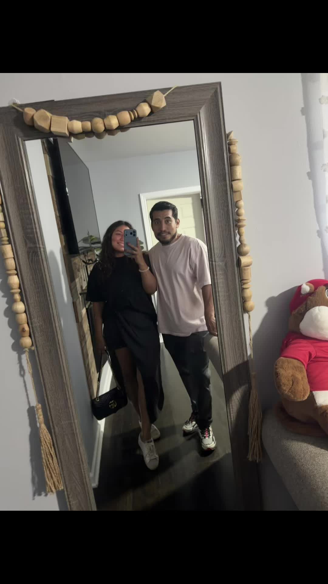 @Isabella90