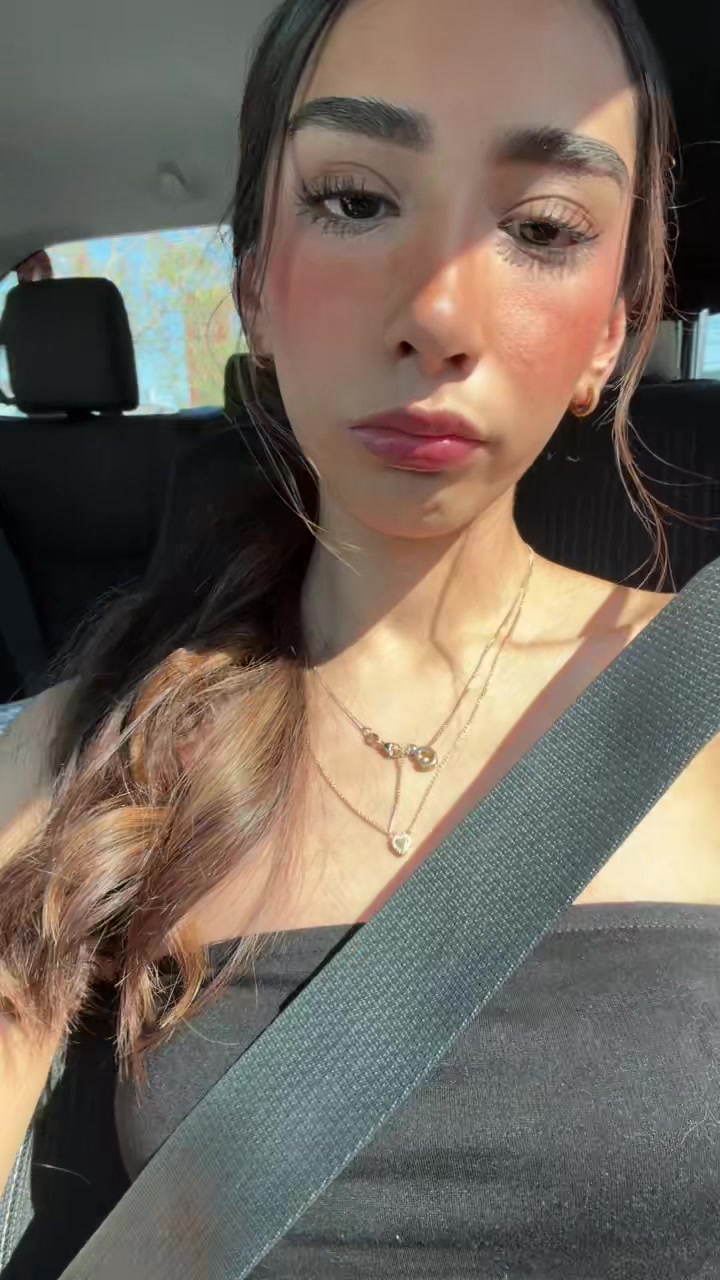 @ariiilozanooo