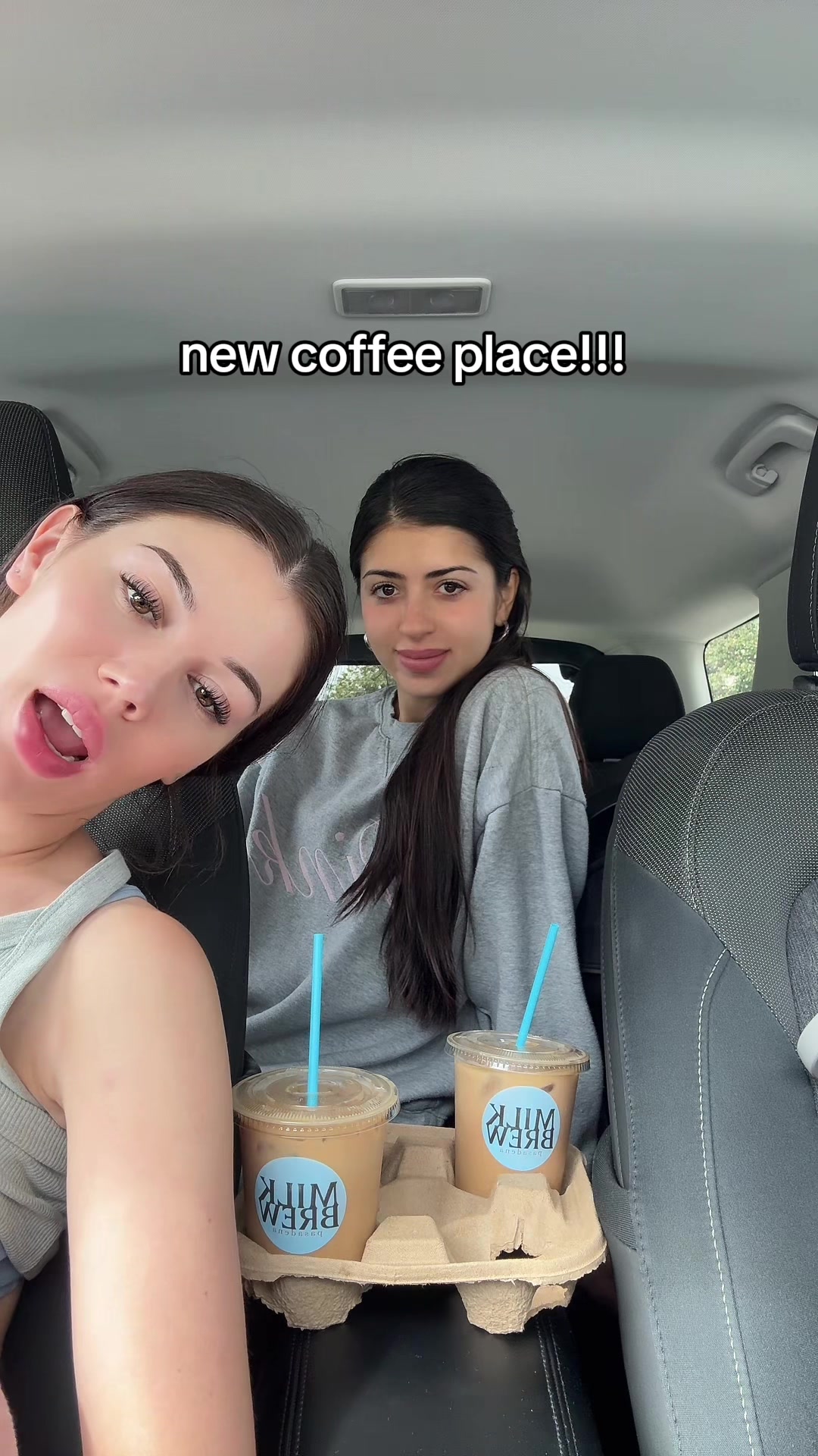 @ellieandella