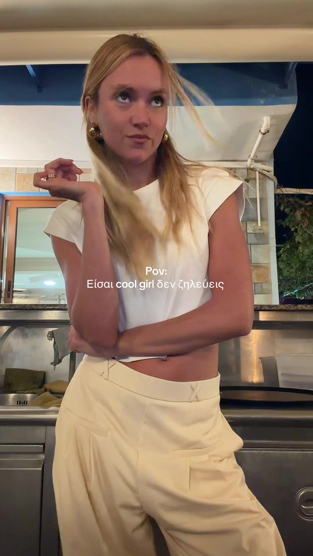 @Bella